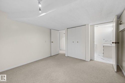 176 Waygood Road, Edmonton, AB 
