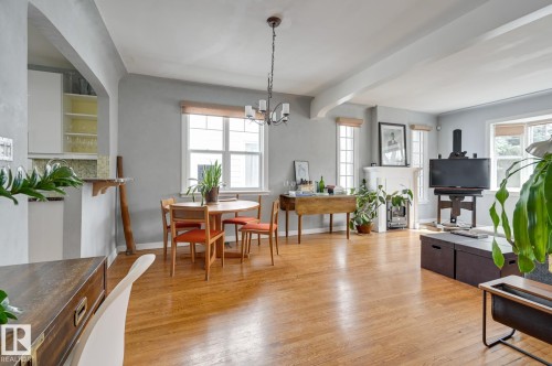 10038 88 Avenue, Edmonton, AB - Indoor
