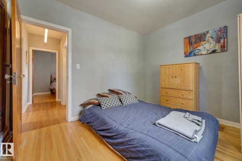 10038 88 Avenue, Edmonton, AB - Indoor Photo Showing Bedroom