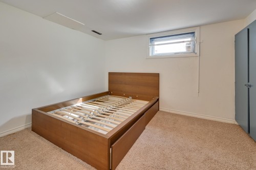 10038 88 Avenue, Edmonton, AB - Indoor Photo Showing Bedroom