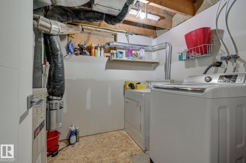 10038 88 Avenue, Edmonton, AB - Indoor Photo Showing Laundry Room