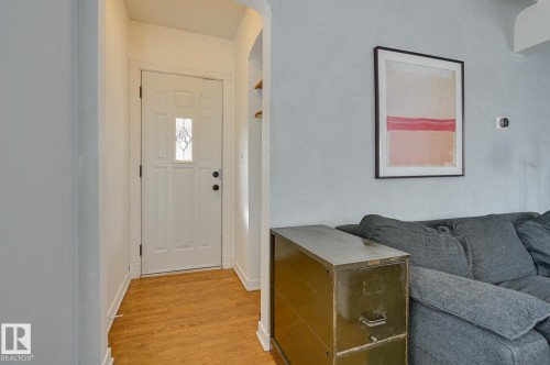 10038 88 Avenue, Edmonton, AB - Indoor Photo Showing Other Room