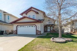 21 CHARLTON Way Sherwood Park, AB T8H 2C6