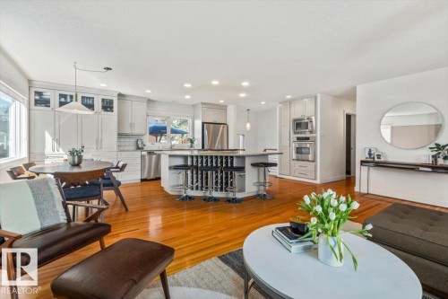 8944 146A Street, Edmonton, AB - Indoor