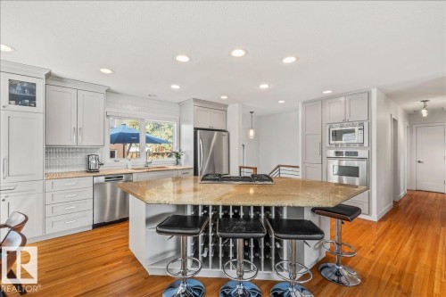 8944 146A Street, Edmonton, AB - Indoor Photo Showing Kitchen With Upgraded Kitchen