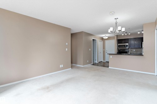 105 111 Watt Common, Edmonton, AB - Indoor