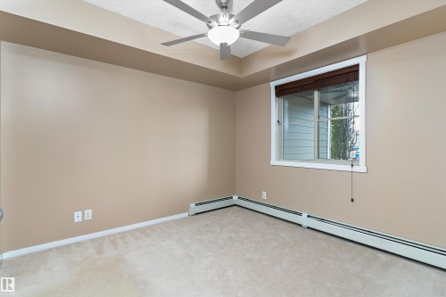 105 111 Watt Common, Edmonton, AB - Indoor Photo Showing Other Room