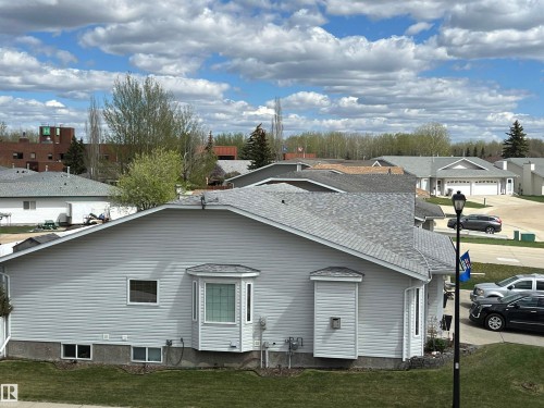 303 4004 47 Street, Drayton Valley, AB - Outdoor
