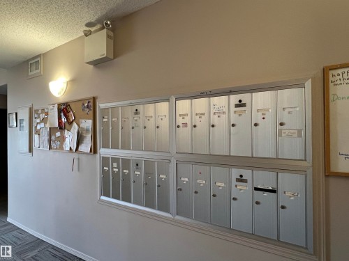 303 4004 47 Street, Drayton Valley, AB - Indoor Photo Showing Other Room