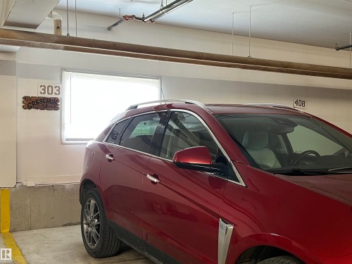 303 4004 47 Street, Drayton Valley, AB - Indoor Photo Showing Garage