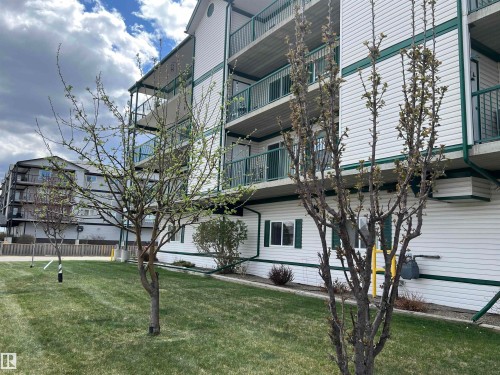 303 4004 47 Street, Drayton Valley, AB - Outdoor