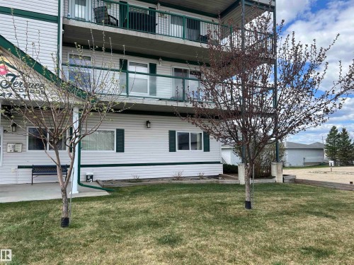 303 4004 47 Street, Drayton Valley, AB - Outdoor