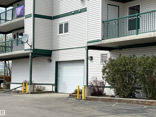 303 4004 47 Street, Drayton Valley, AB - Outdoor
