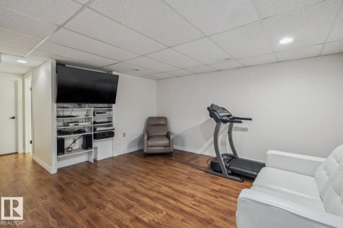 7531 137A Avenue, Edmonton, AB - Indoor Photo Showing Gym Room