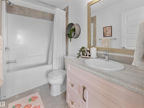 3608 8 Avenue, Edmonton, AB - Indoor Photo Showing Bathroom