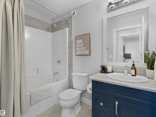 3608 8 Avenue, Edmonton, AB - Indoor Photo Showing Bathroom
