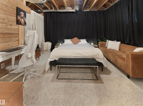 3608 8 Avenue, Edmonton, AB - Indoor Photo Showing Other Room