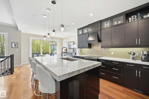 60 Lacombe Drive, St. Albert, AB - Indoor Photo Showing Kitchen With Double Sink With Upgraded Kitchen