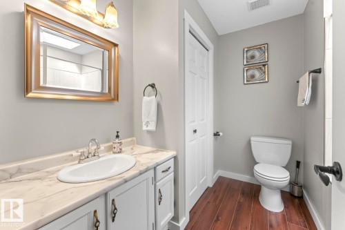 1938 Forest Drive, Cold Lake, AB - Indoor Photo Showing Bathroom