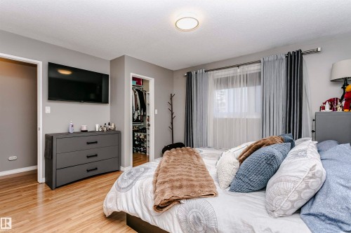 1044 106 Street, Edmonton, AB - Indoor Photo Showing Bedroom