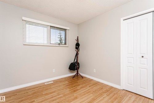 1044 106 Street, Edmonton, AB - Indoor