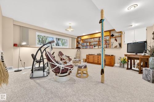 70 Flagstone Crescent, St. Albert, AB - Indoor