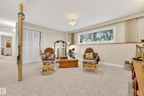70 Flagstone Crescent, St. Albert, AB - Indoor