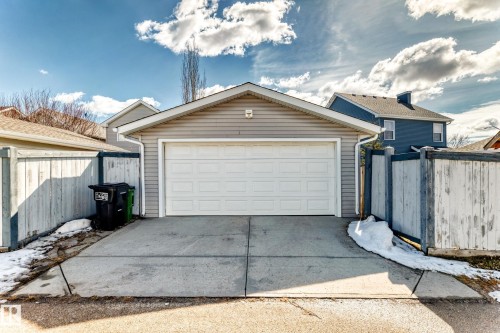 1520 70 Street, Edmonton, AB - Outdoor With Exterior