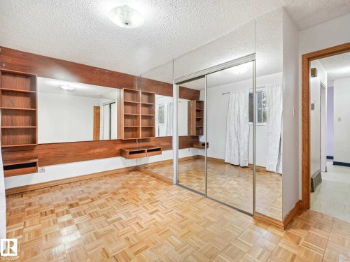 34 Camelot Avenue, Leduc, AB - Indoor Photo Showing Other Room