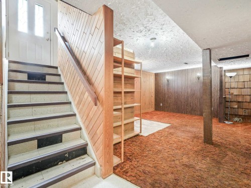 34 Camelot Avenue, Leduc, AB - Indoor Photo Showing Other Room