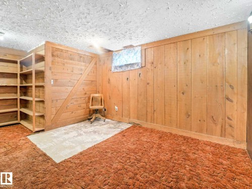34 Camelot Avenue, Leduc, AB - Indoor Photo Showing Other Room