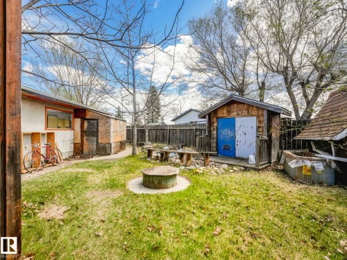 34 Camelot Avenue, Leduc, AB - Outdoor