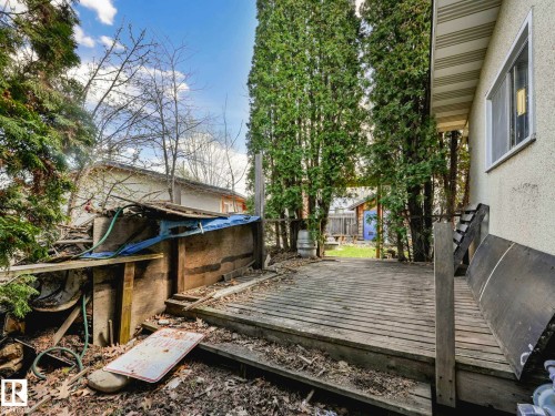 34 Camelot Avenue, Leduc, AB - Outdoor