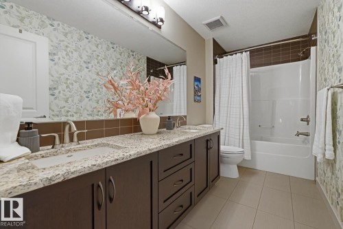 12943 202 Street, Edmonton, AB - Indoor Photo Showing Bathroom