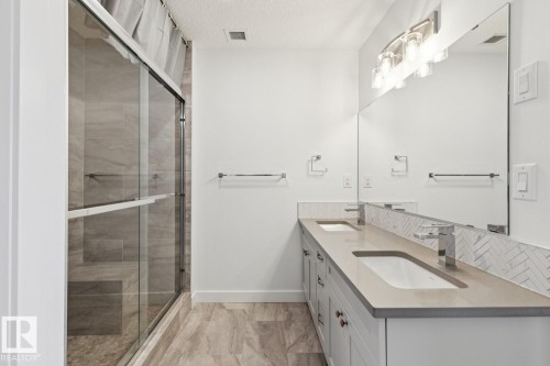502 1316 Windermere Way, Edmonton, AB - Indoor Photo Showing Bathroom