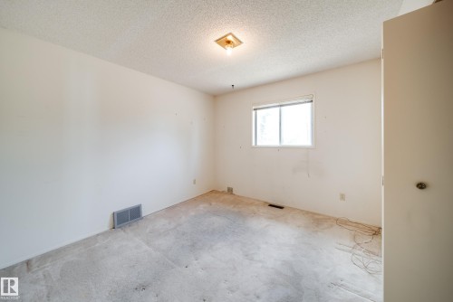 1030 106 Street, Edmonton, AB - Indoor Photo Showing Other Room