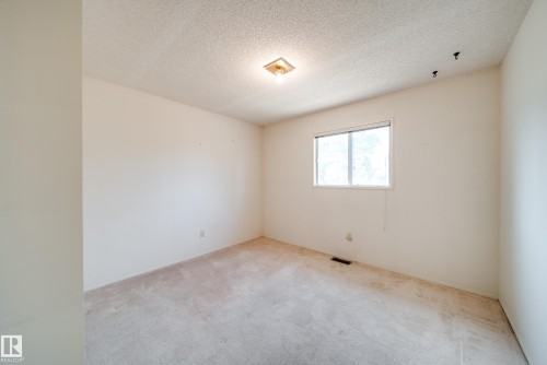 1030 106 Street, Edmonton, AB - Indoor Photo Showing Other Room