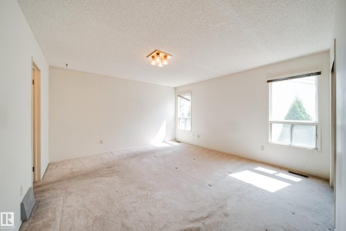 1030 106 Street, Edmonton, AB - Indoor Photo Showing Other Room