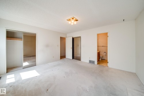 1030 106 Street, Edmonton, AB - Indoor
