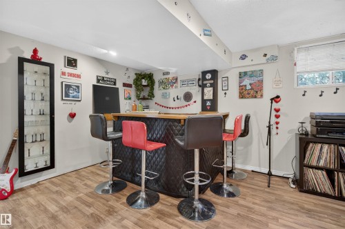 6402 106 Street Nw, Edmonton, AB - Indoor Photo Showing Other Room