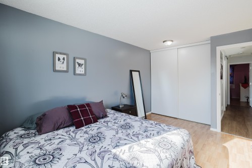 6 Kiniski Crescent, Edmonton, AB - Indoor Photo Showing Bedroom