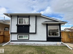 6 KINISKI Crescent  Edmonton, AB T6L 5A9