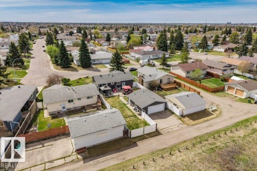 7012 44 Avenue, Edmonton, AB - Outdoor With View