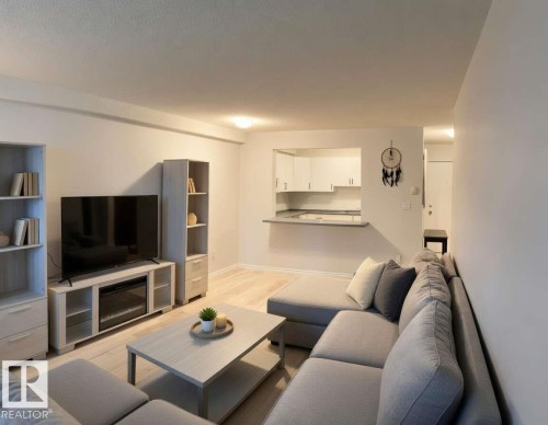 B2 10620 104 Street, Edmonton, AB - Indoor Photo Showing Living Room