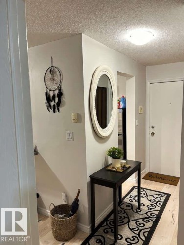 B2 10620 104 Street, Edmonton, AB - Indoor Photo Showing Other Room