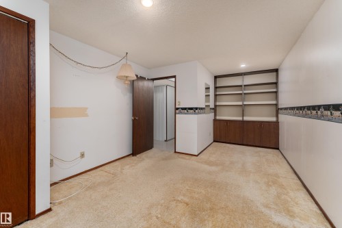 3711 118 Street, Edmonton, AB - Indoor