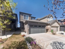 2034 GRAYDON HILL Crescent SW  Edmonton, AB T6W 4C5