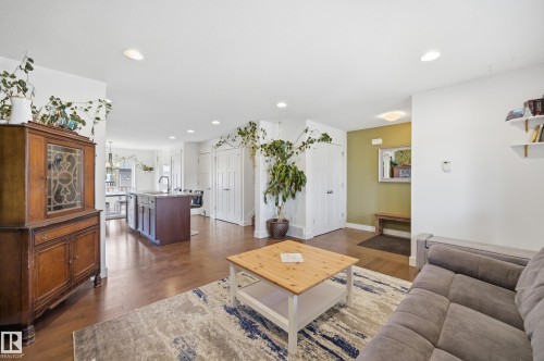 140 Allard Way, Fort Saskatchewan, AB - Indoor Photo Showing Living Room