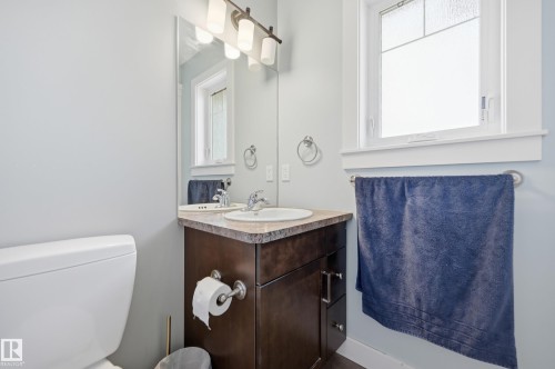 140 Allard Way, Fort Saskatchewan, AB - Indoor Photo Showing Bathroom