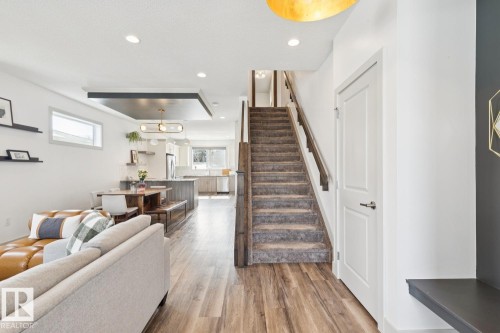 3813 111 Avenue, Edmonton, AB - Indoor Photo Showing Other Room